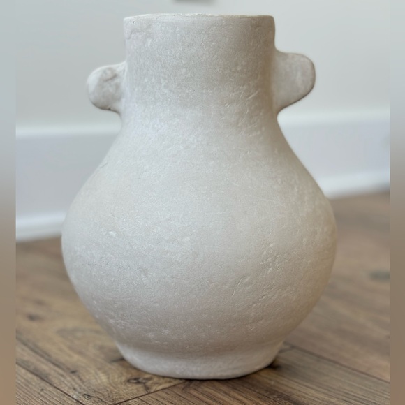 Putty/ Greige/ (cool)Tan Organic Vase - Picture 3 of 4
